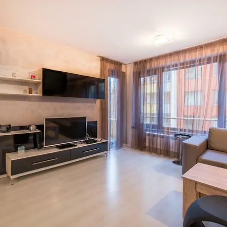 Appartement Luxury One Bedroom Suite, Doorman, Limited Access, Lozenec Area Sofia